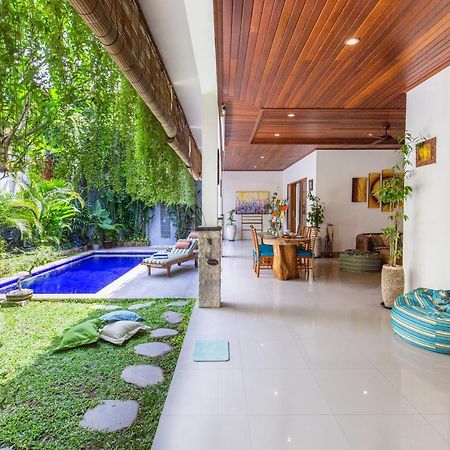 Masbro Art Villas Seminyak Exteriör bild